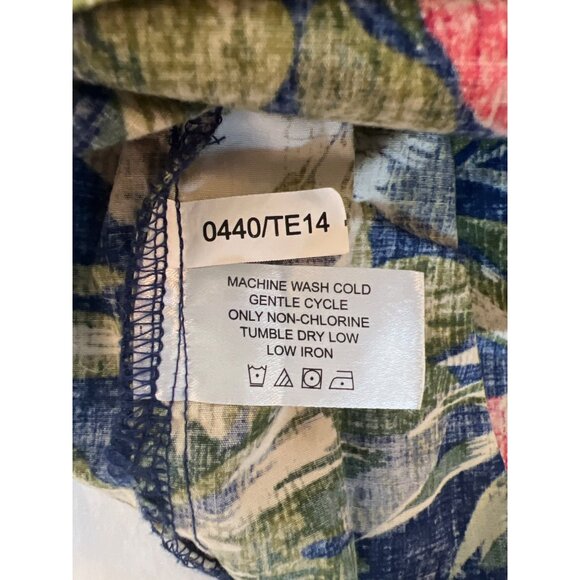 Tori Richard Uniforms Hawaiian Style Floral Button-Up Shirt M Cotton/Rayon Blend - Picture 5 of 6